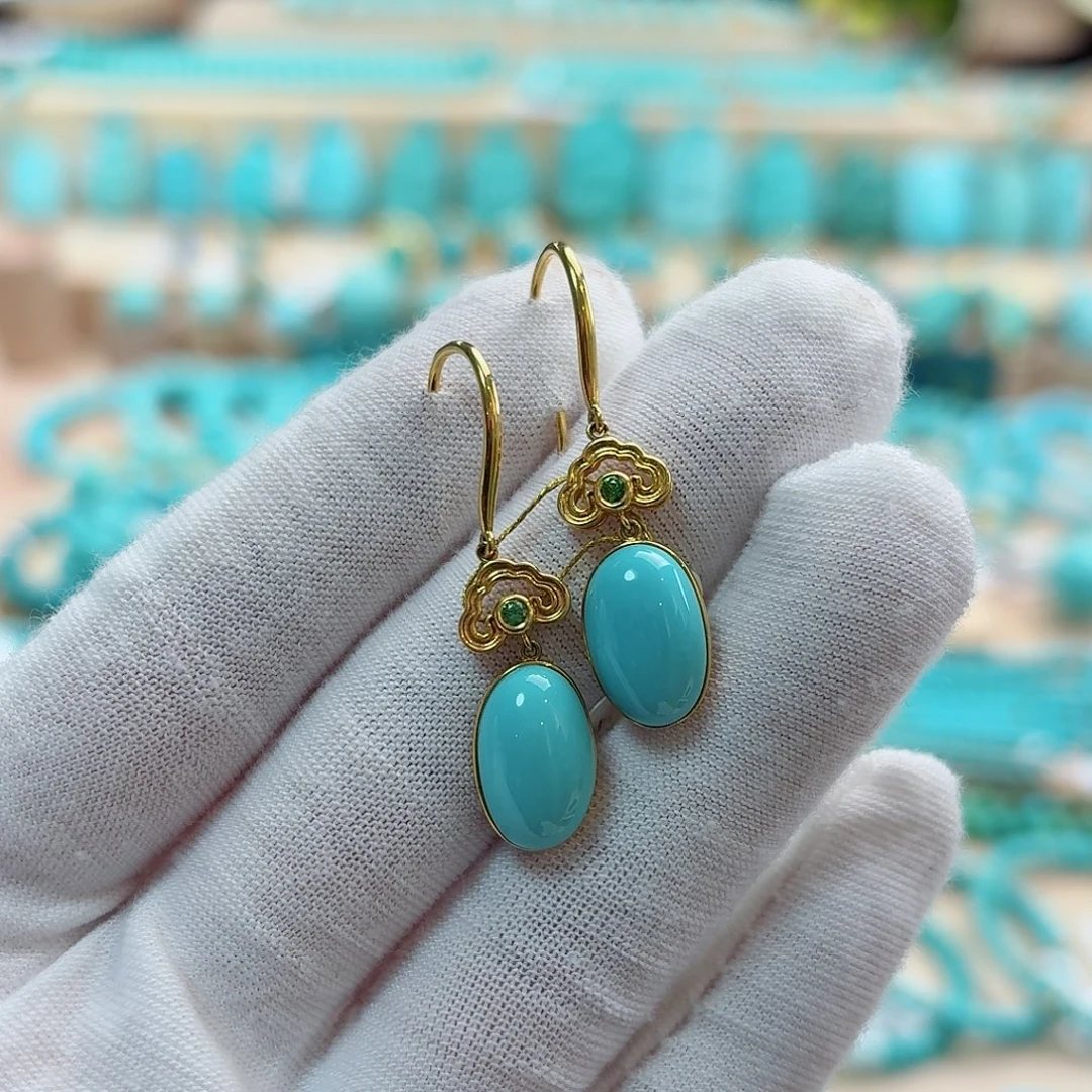 绿松石18K金镶嵌珠宝奇石