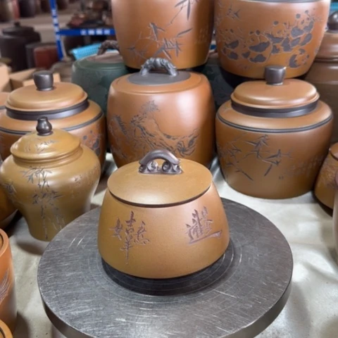 紫砂茶叶罐。。。。。。。。