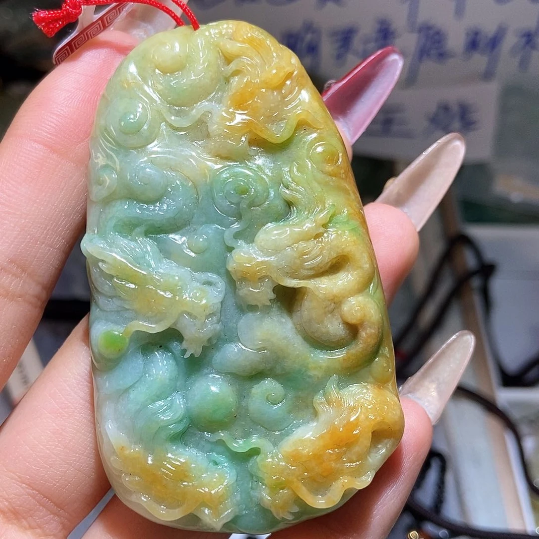 翡翠颈饰未镶嵌天然
