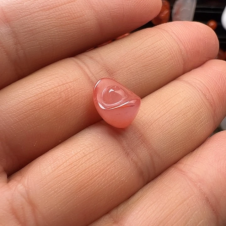 南红玛瑙未镶嵌珠子