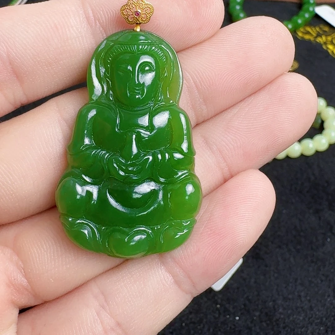 *****和田玉18K金镶嵌颈饰