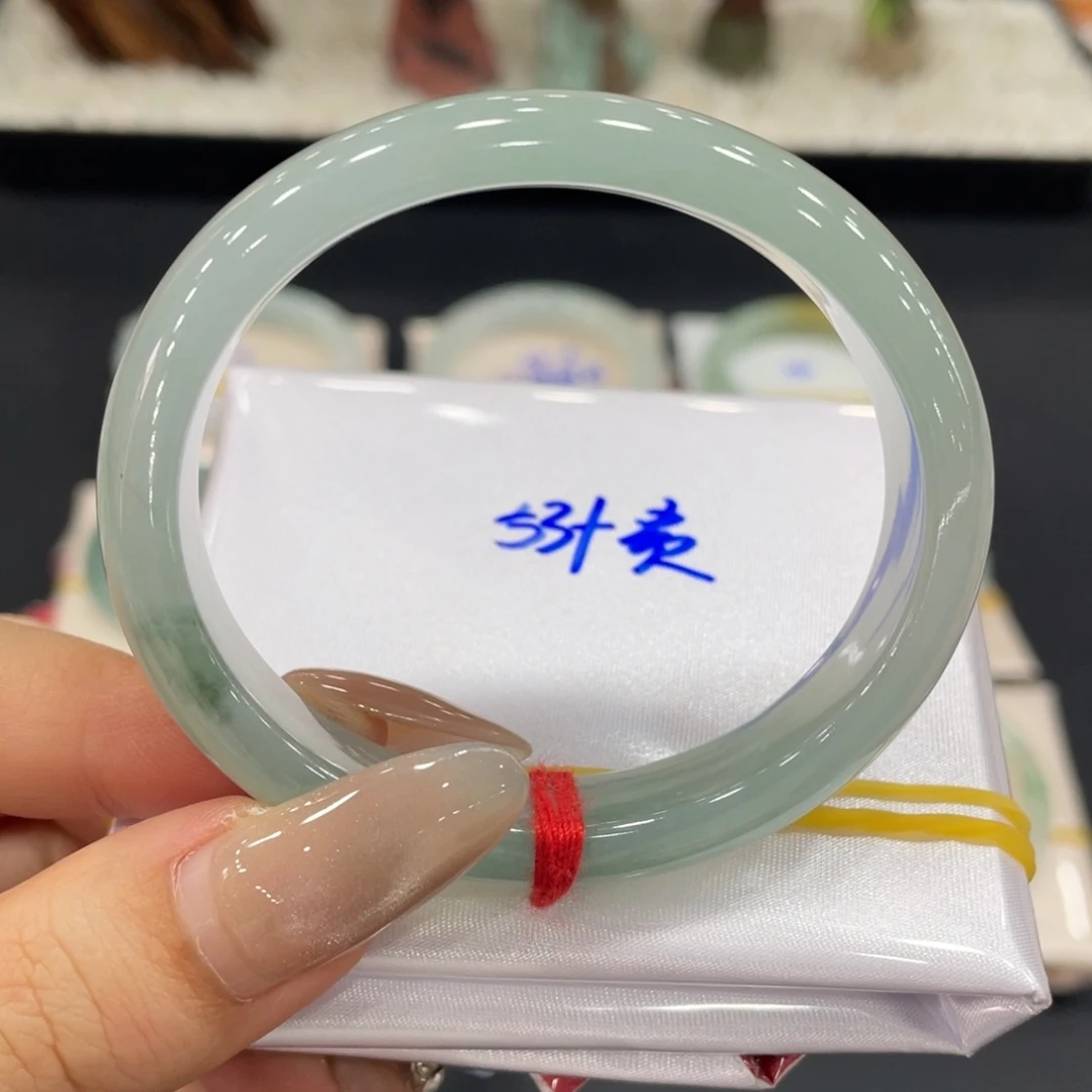 未镶嵌手镯翡翠缅甸天然翡翠手镯