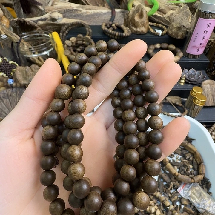 沉香碎屑沉香海南莺歌绿0.8大28克➕沉香碎屑多样性