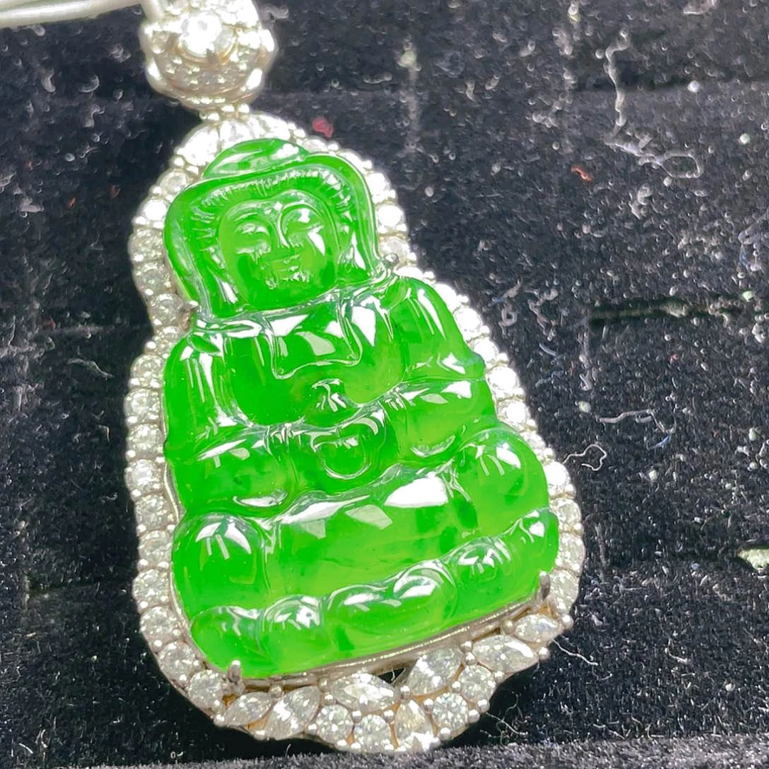 翡翠颈饰未镶嵌58，