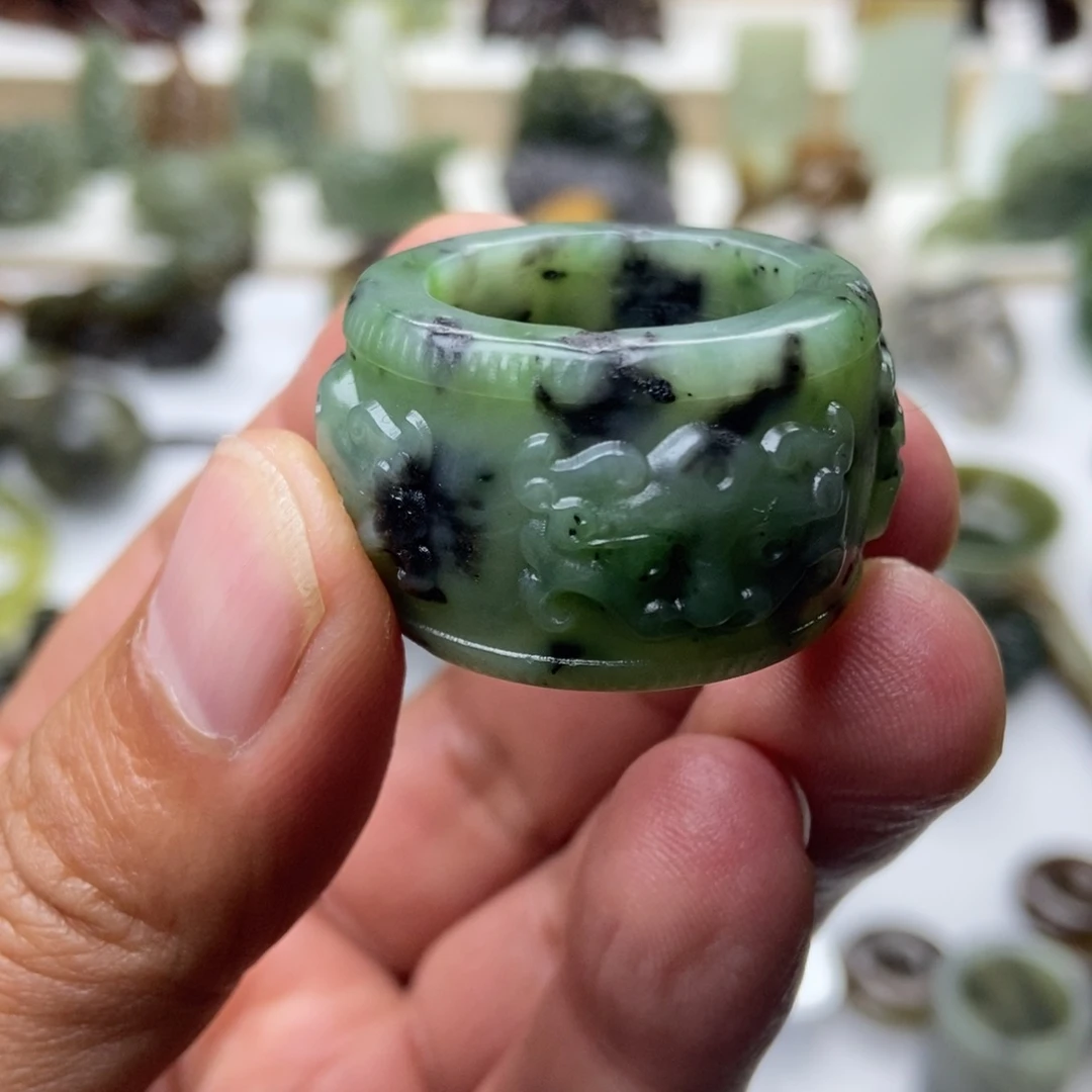 【闪购商品】颈饰未镶嵌和田玉
