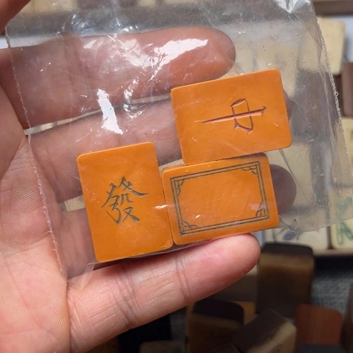 *****实心竹雕刻手把件