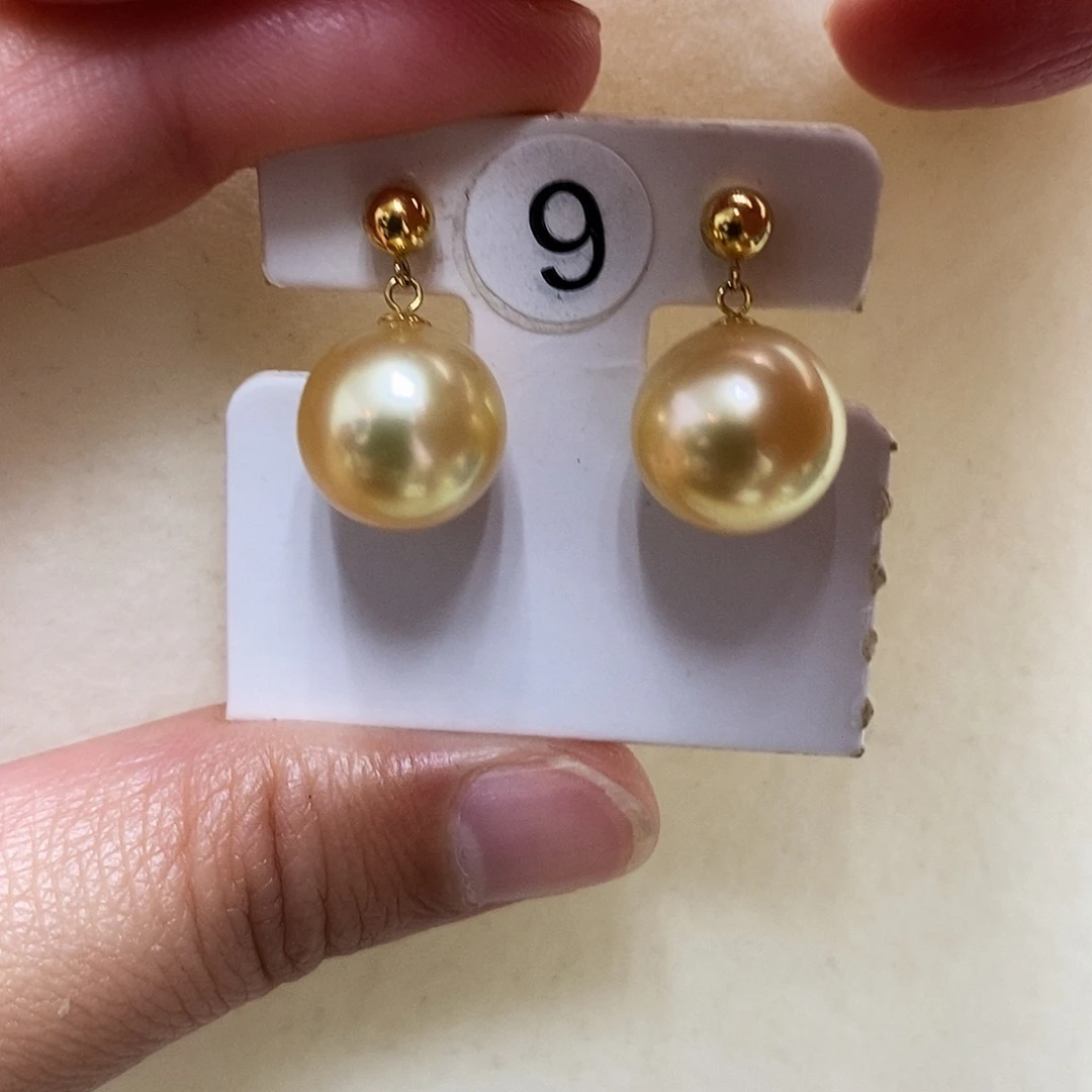 耳饰18K金镶嵌海水珍珠