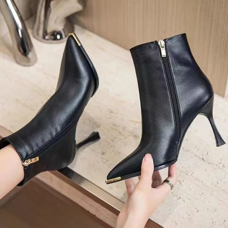时尚百搭高跟时装靴尖头细跟短靴女2025年秋冬新款气质高雅瘦瘦靴