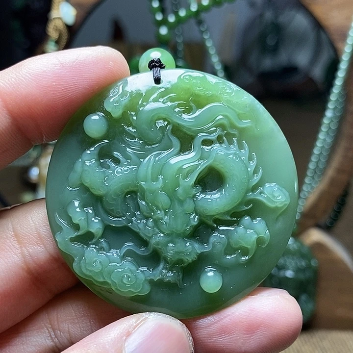 和田玉（碧玉）未镶嵌颈饰