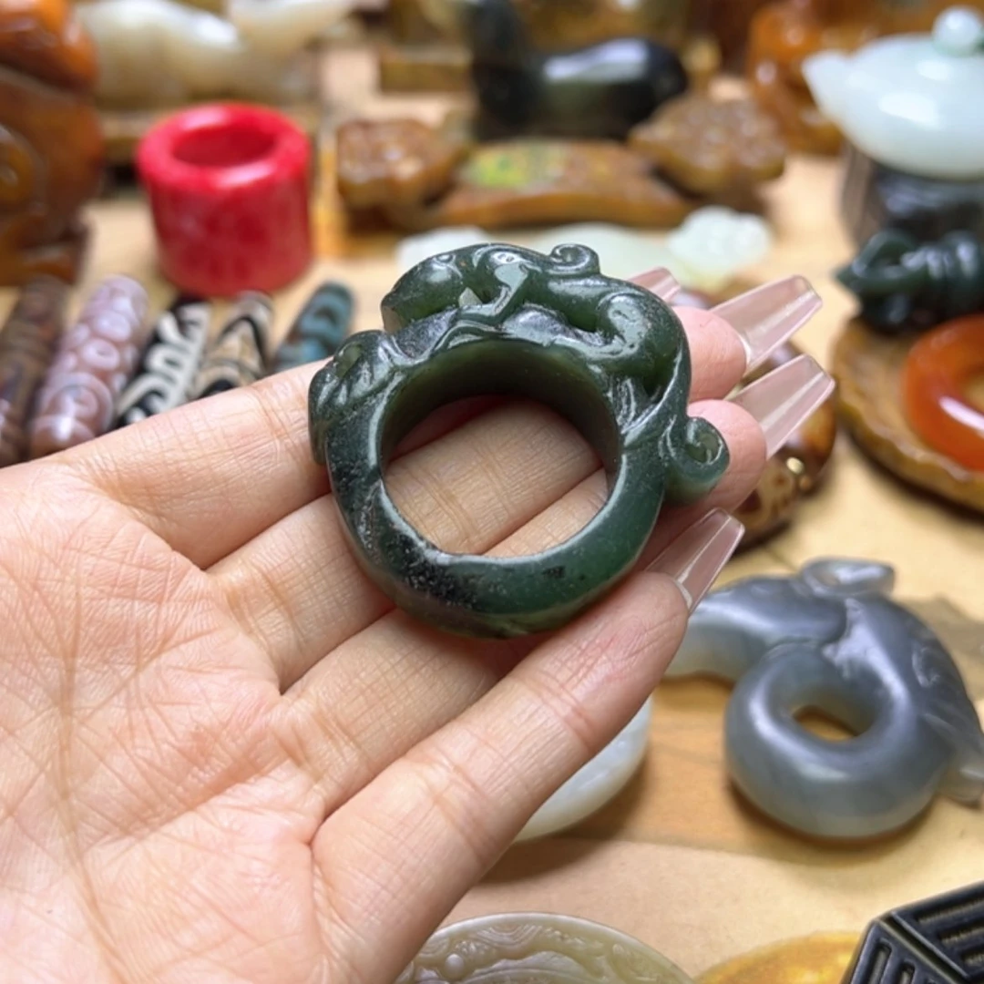 【闪购商品】蛇纹石玉颈饰未镶嵌