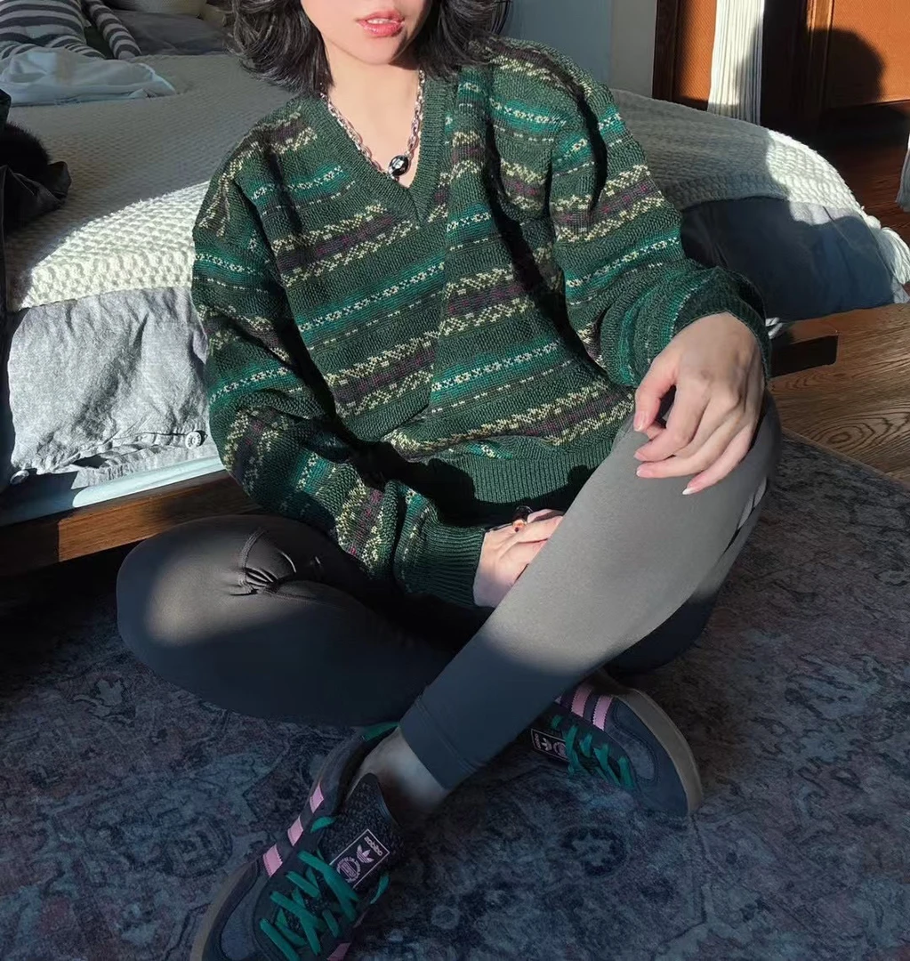 95新  拉夫/绿色V领毛衣