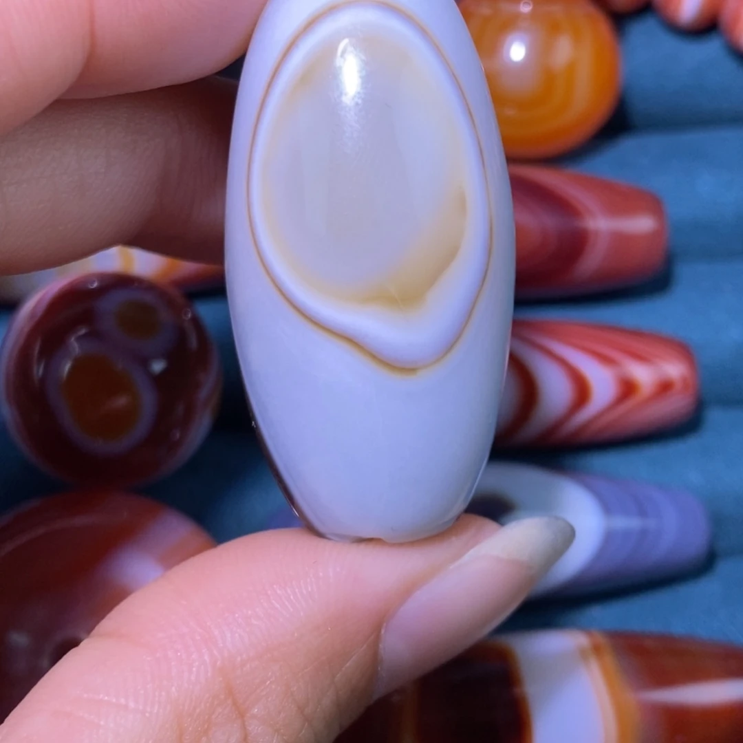 未镶嵌玛瑙/玉髓珠宝奇石