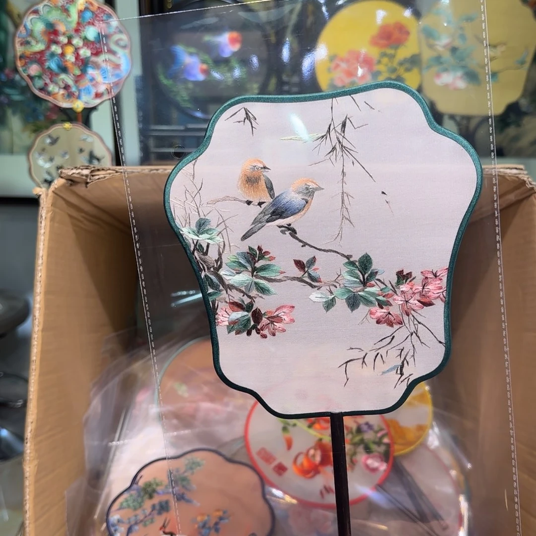 刺绣刺绣工艺精湛