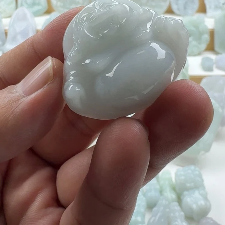 翡翠未镶嵌颈饰天然缅甸A货翡翠