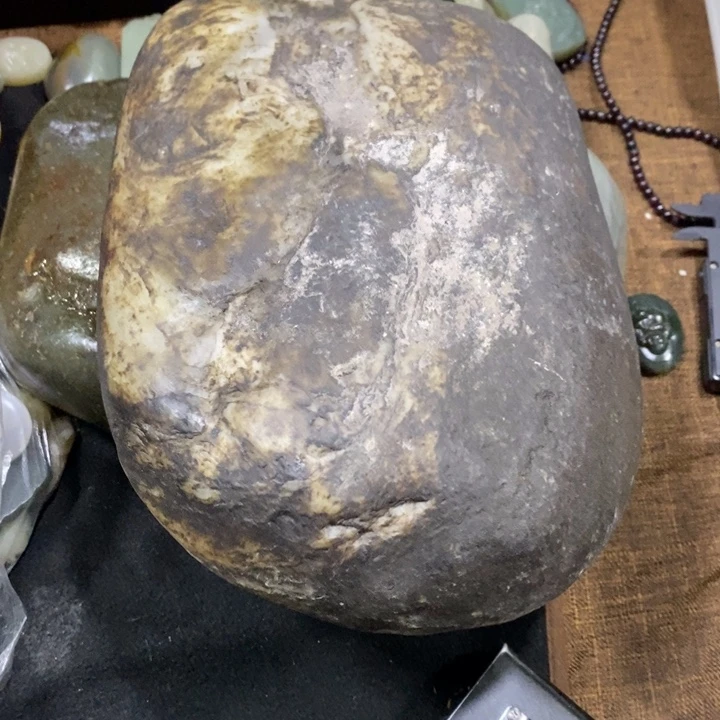 绿***头和田玉未镶嵌挂件