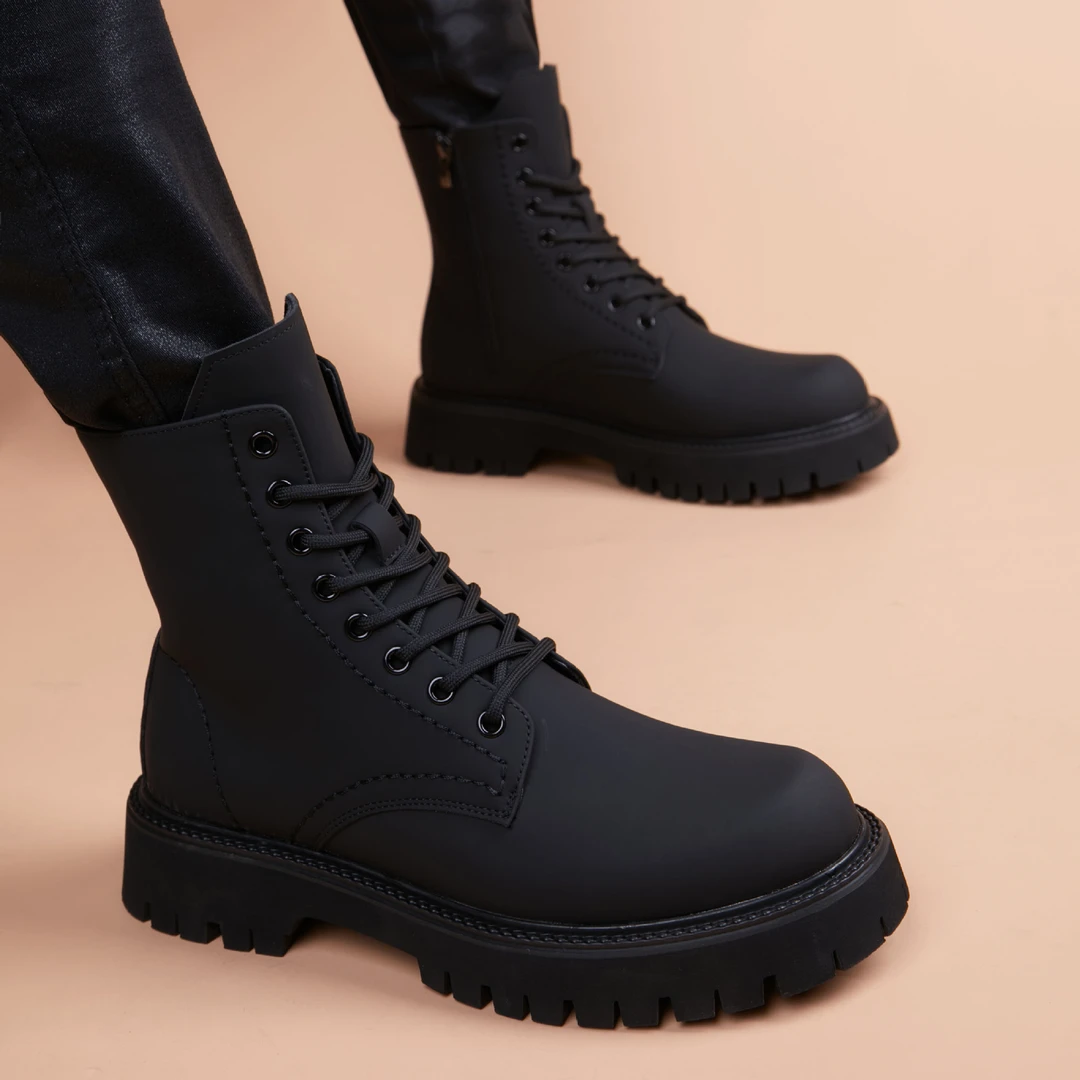 EAEOVNI马丁靴男款秋冬黑色英伦风男士厚底增高中帮百搭韩版工装·