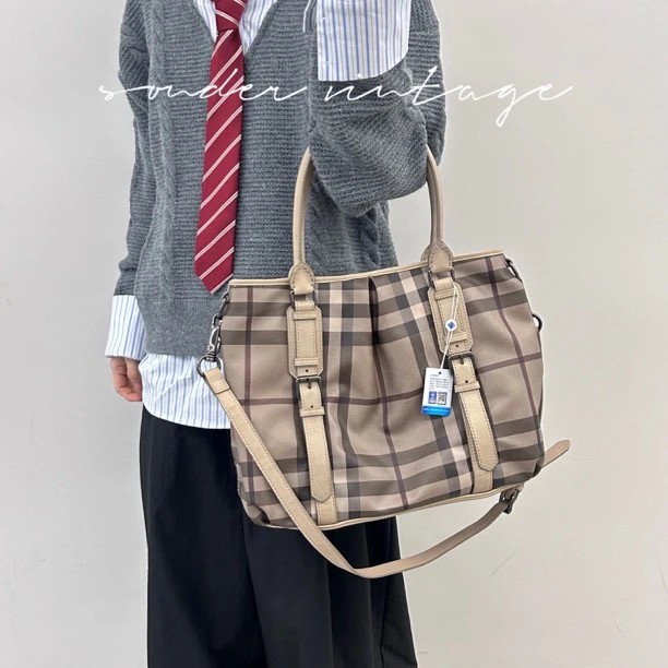 95新 BURBERRY/博柏利 Burberry手提斜挎包