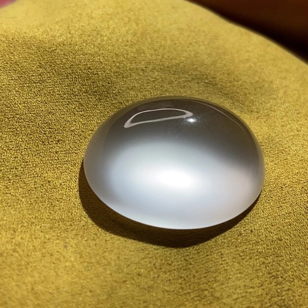 辛***憨石英质玉未镶嵌其他