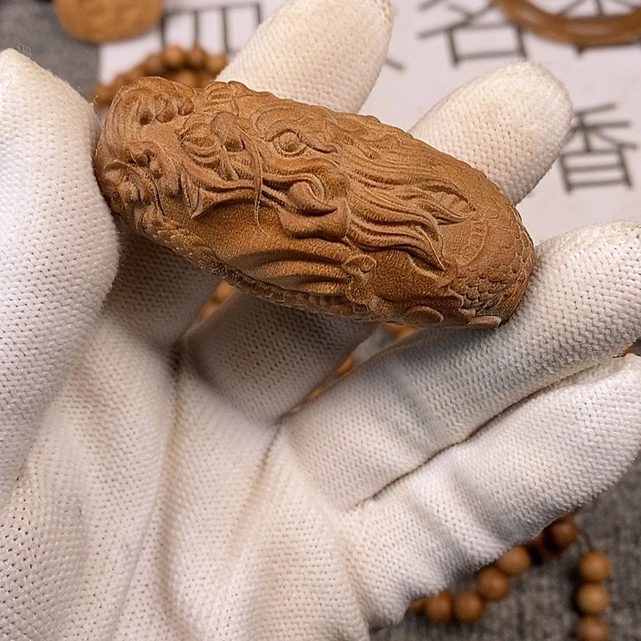 明***涯檀香木手串/手链老山檀香雕刻盘龙天珠吊坠