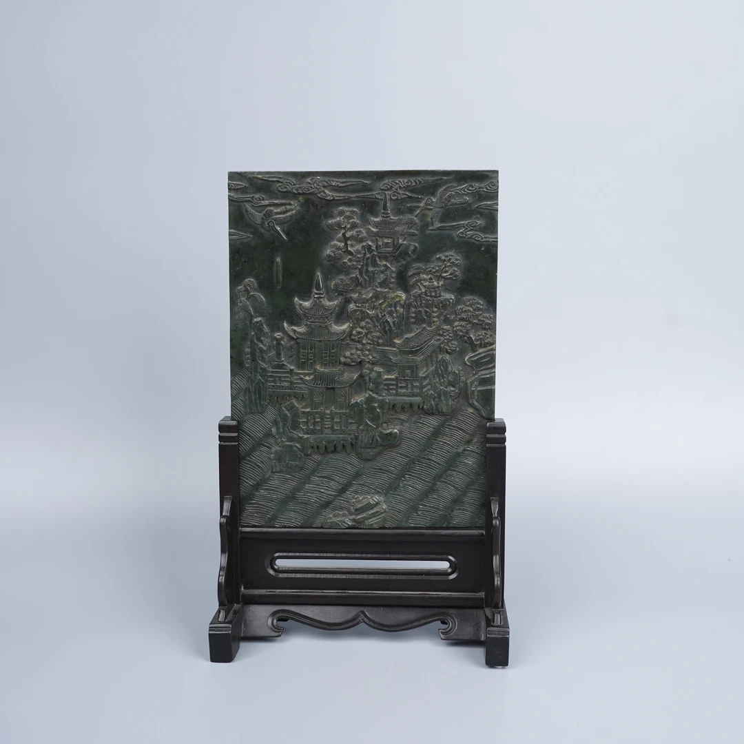 Lot039民国和田碧玉山水亭阁纹插屏