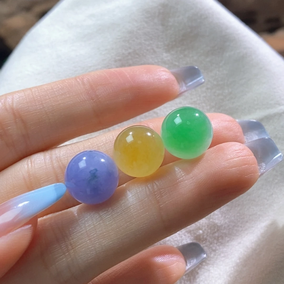 翡翠未镶嵌颈饰翡翠浓彩三颗圆珠12+mm