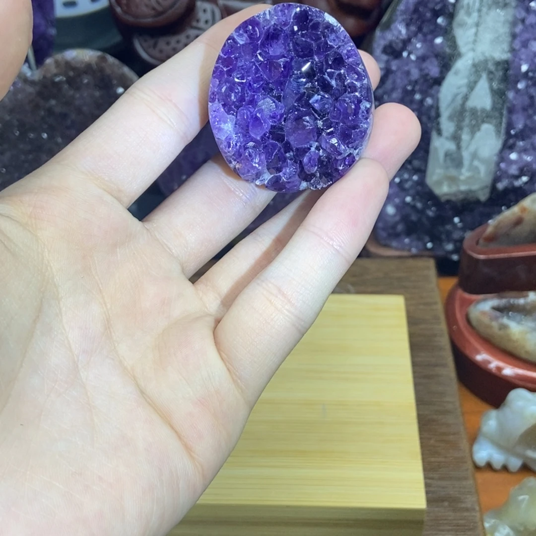 未镶嵌水晶大型摆件（非配饰）