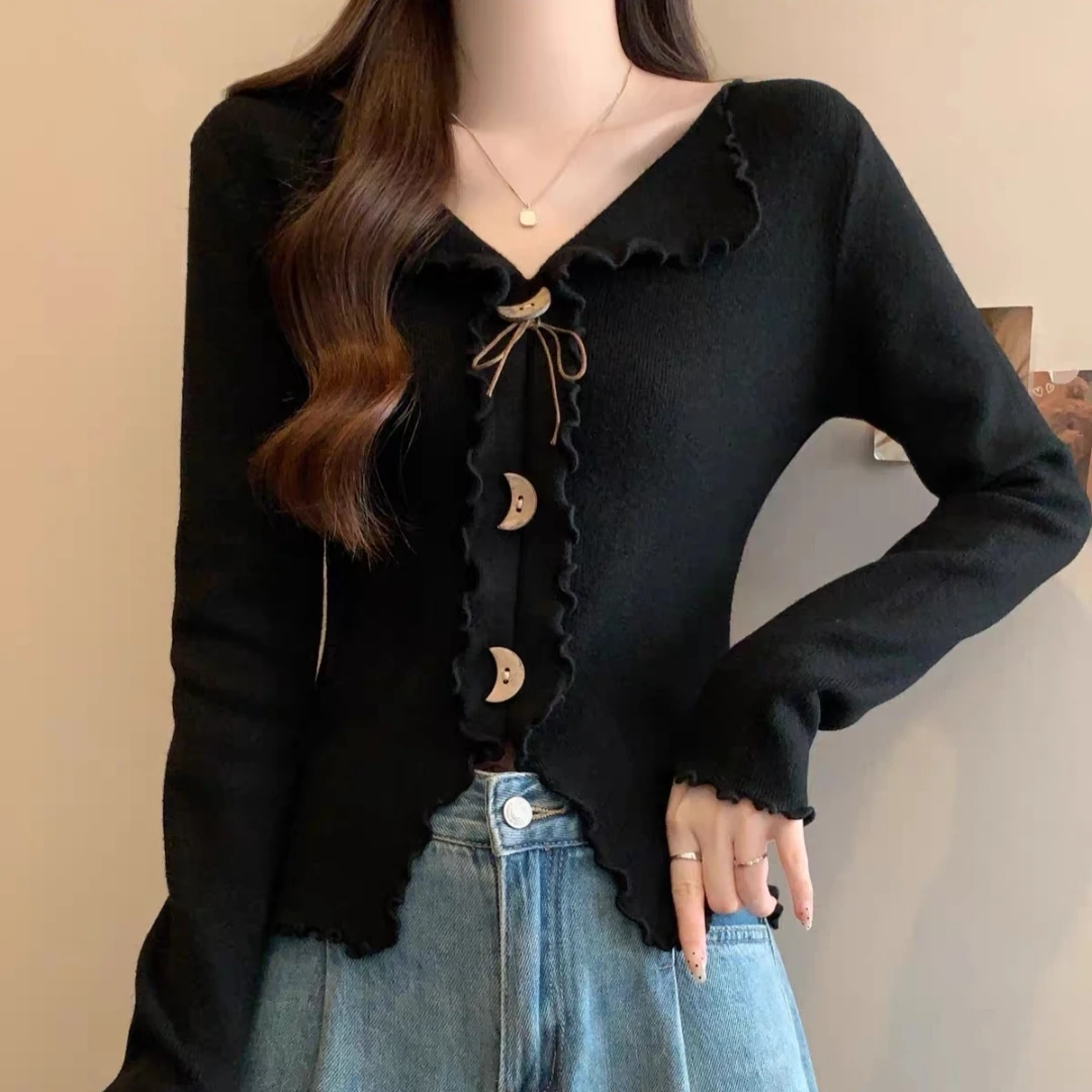 大码秋冬木耳边V领长袖磨毛衫女气质显瘦不规则时尚高级感上衣