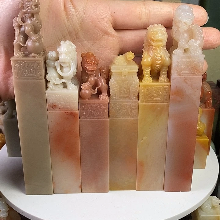 谢***元老挝石老挝石印章