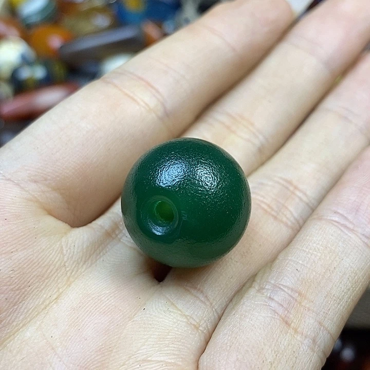 未镶嵌颈饰玛瑙/玉髓宝*爷