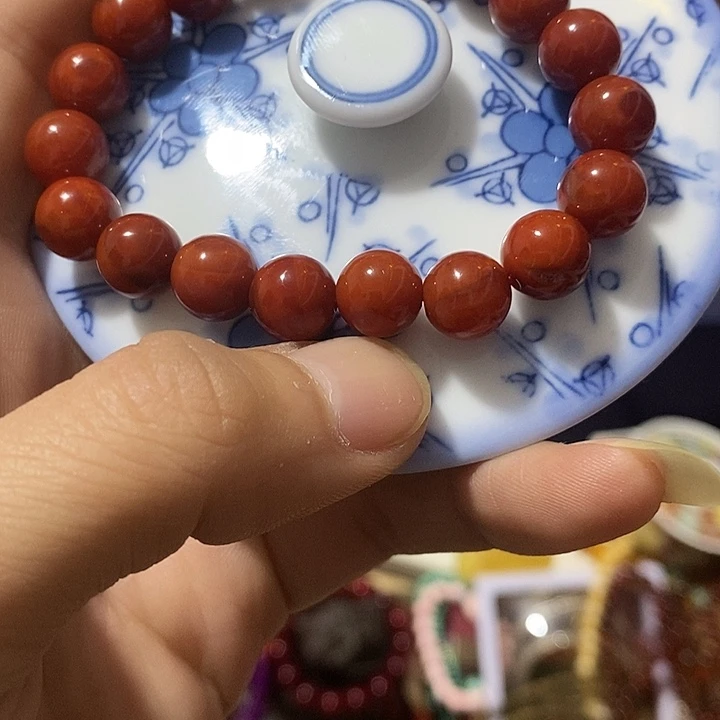 瓷器工艺精湛精细