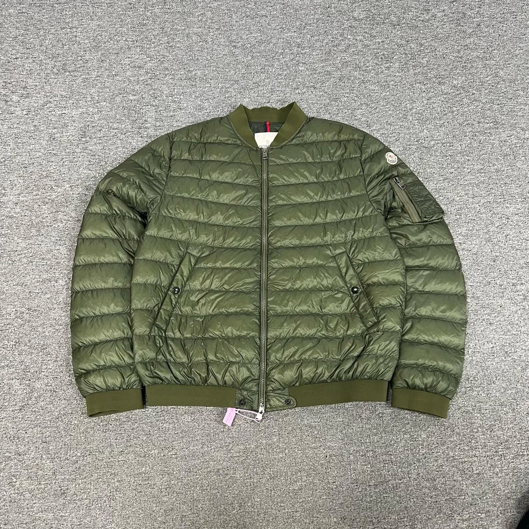 99新 MONCLER 蒙口 轻薄夹克羽绒服5码