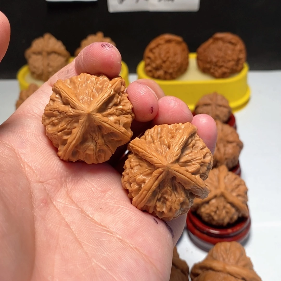 吊坠文玩核桃玉喜4棱40尺41