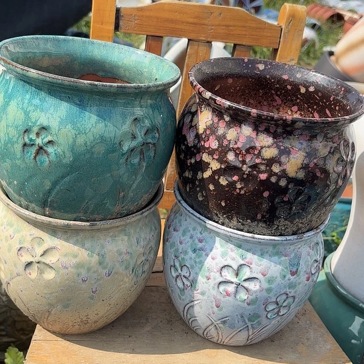 紫砂花盆口15高15。。。。。。。。。。。。