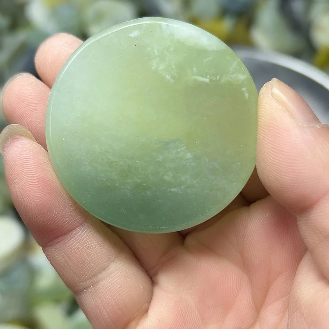 蛇纹石玉未镶嵌鱼缸石 盆景石