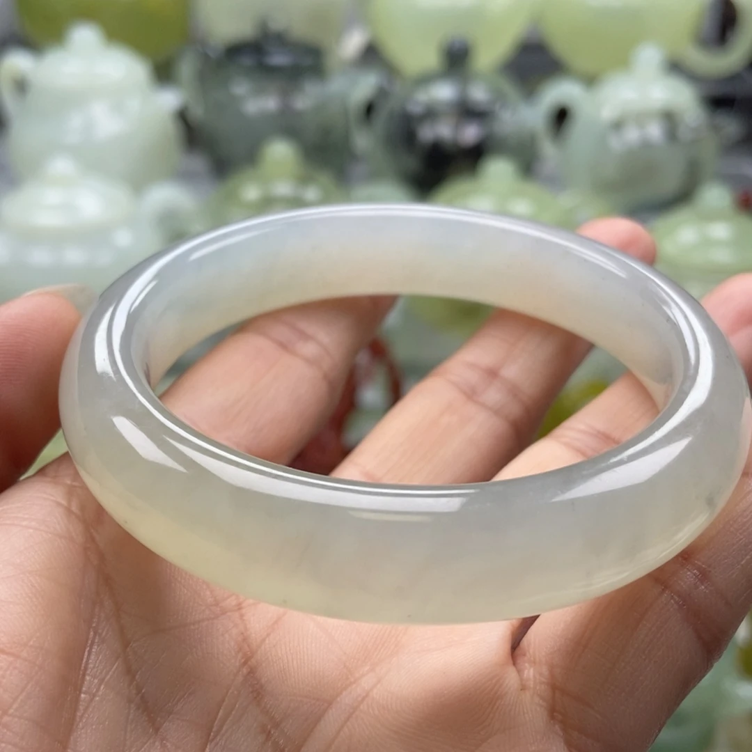 蛇纹石玉未镶嵌手镯60