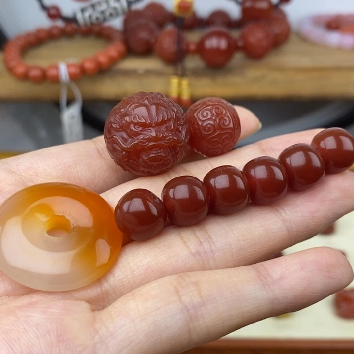 生***！玛瑙/玉髓未镶嵌颈饰