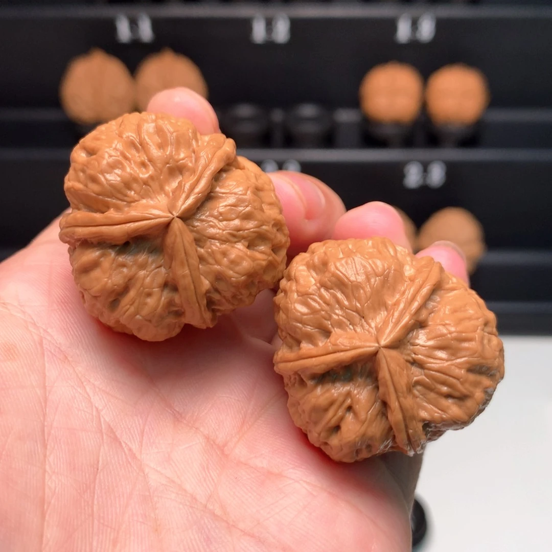 把件文玩核桃⸂****?玉麒麟三棱