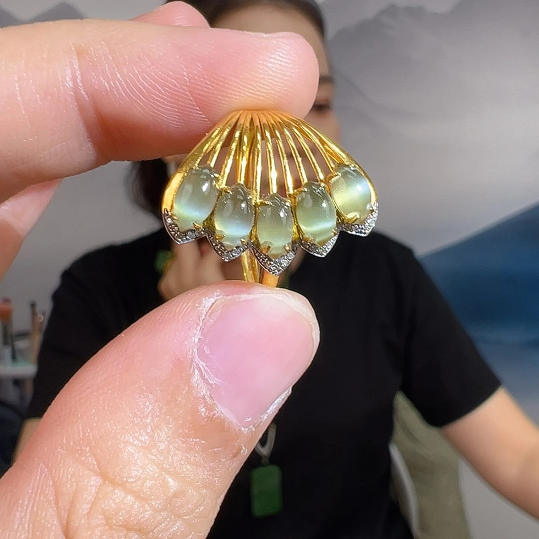 和田玉(碧玉)18K金镶嵌颈饰
