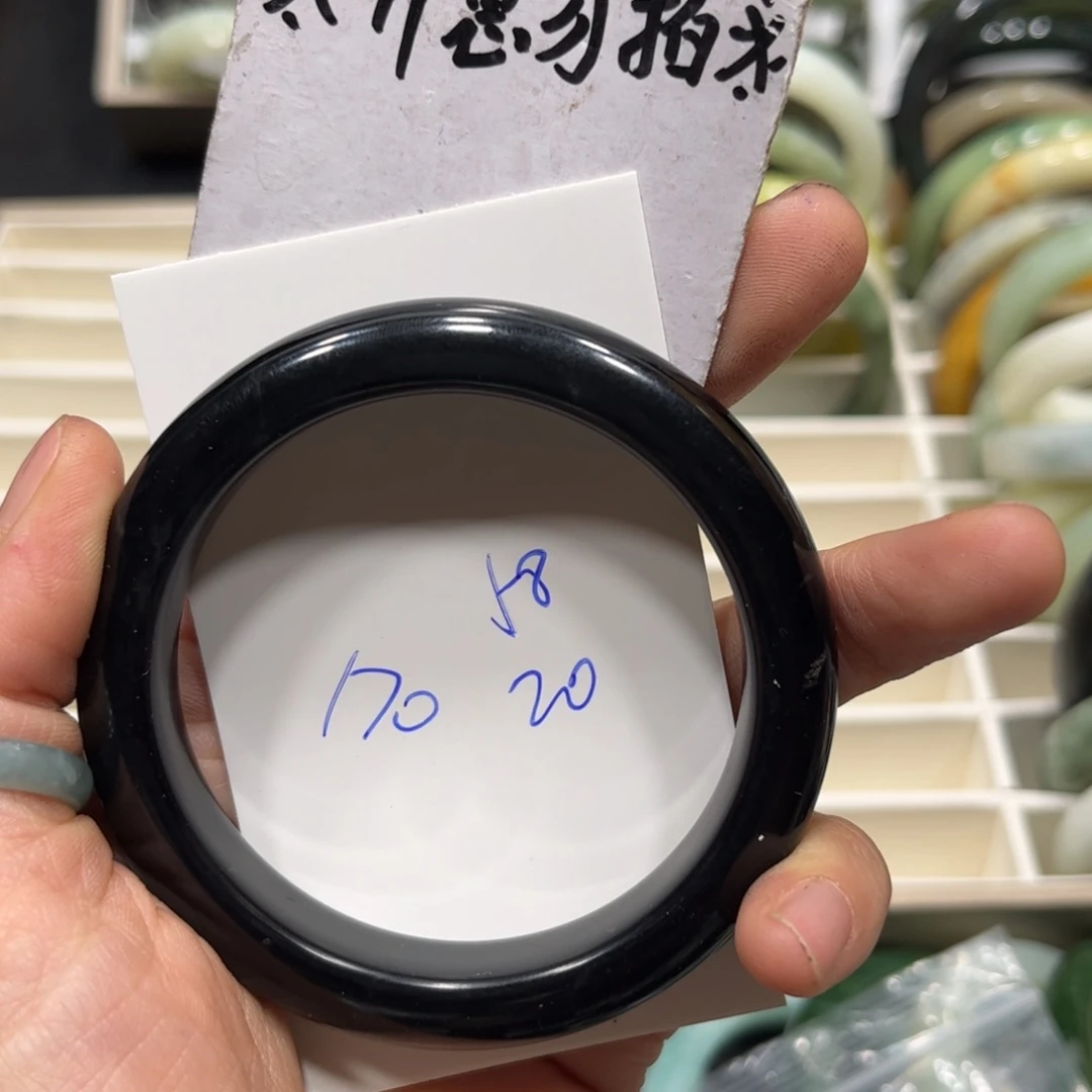 蛇纹石玉手镯未镶嵌小*