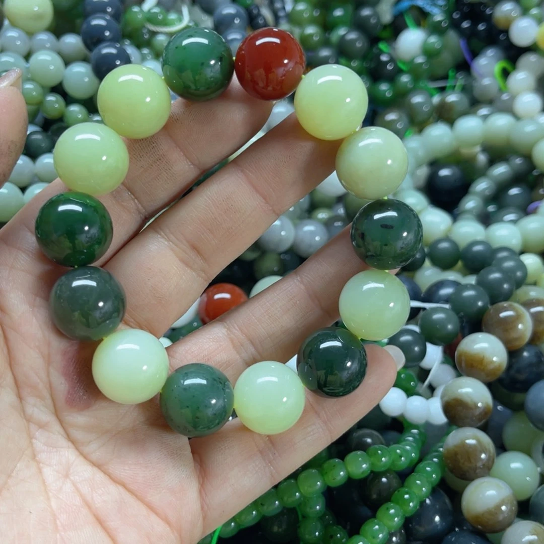 和田玉手链未镶嵌多样性