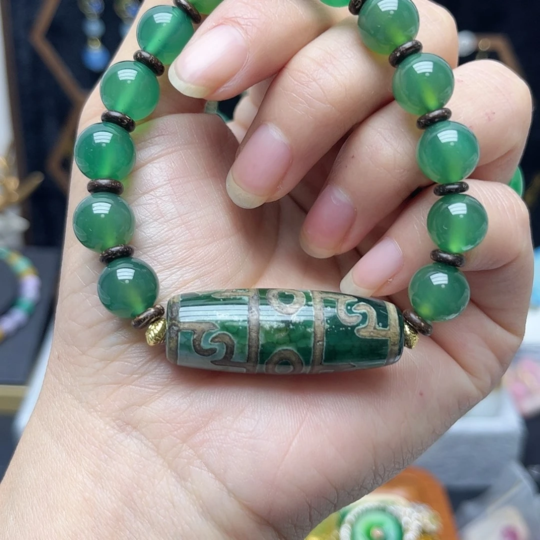 翡翠未镶嵌颈饰手链