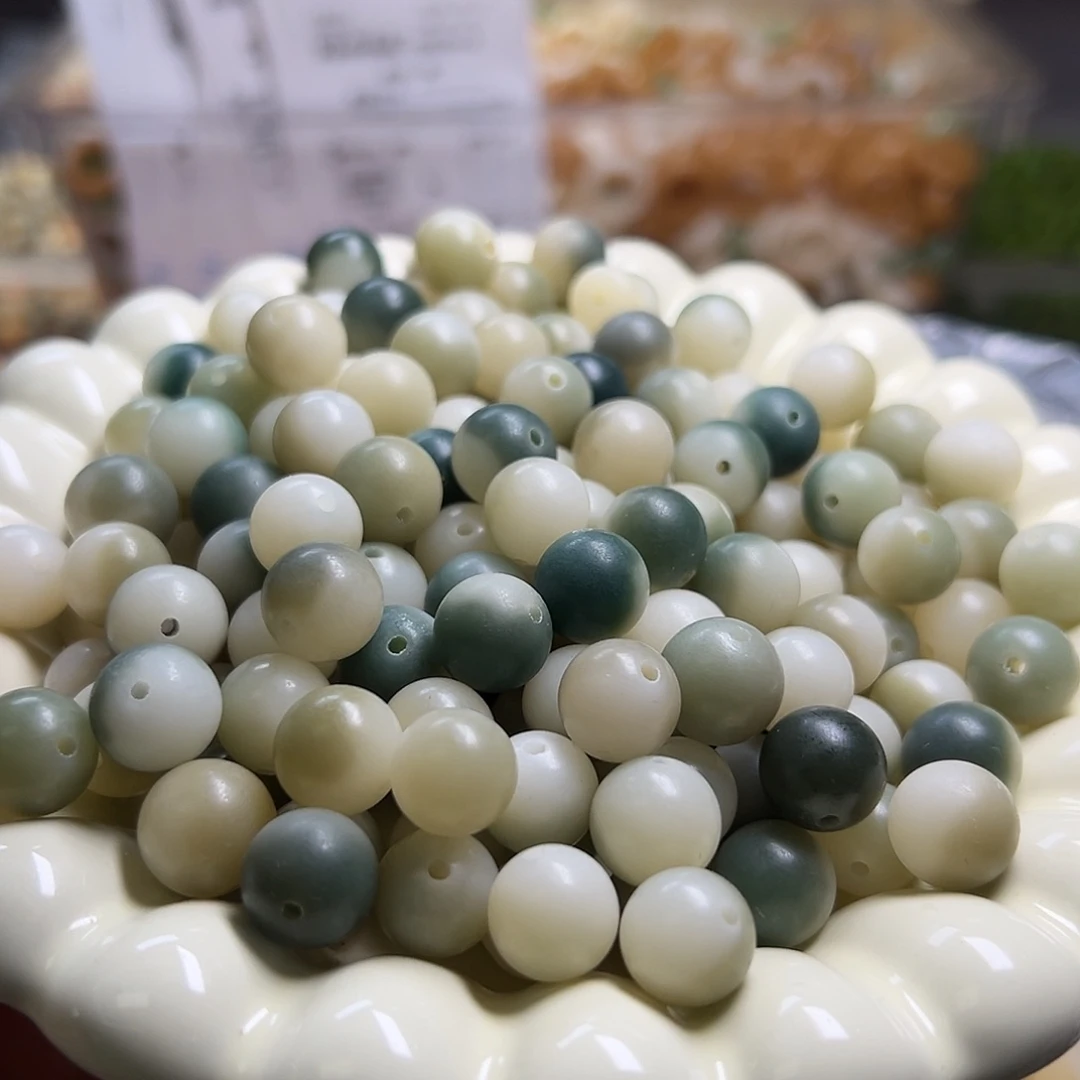 白玉菩提吊坠卡12绿飘花圆120颗