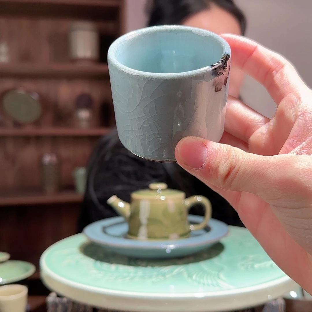 粉青点彩手工杯扳指