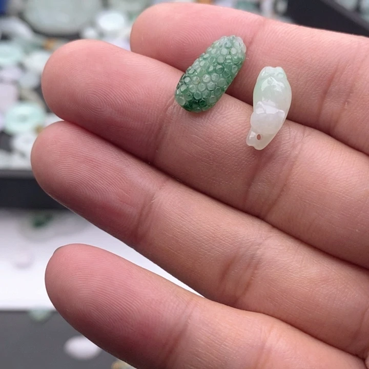 向****吊坠(不含链)未镶嵌翡翠