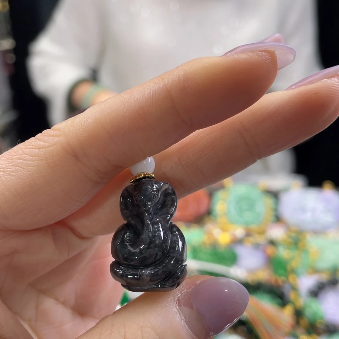 翡翠挂件未镶嵌代编织