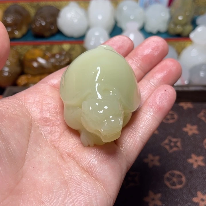 …***…石材新疆昆仑山料手把件