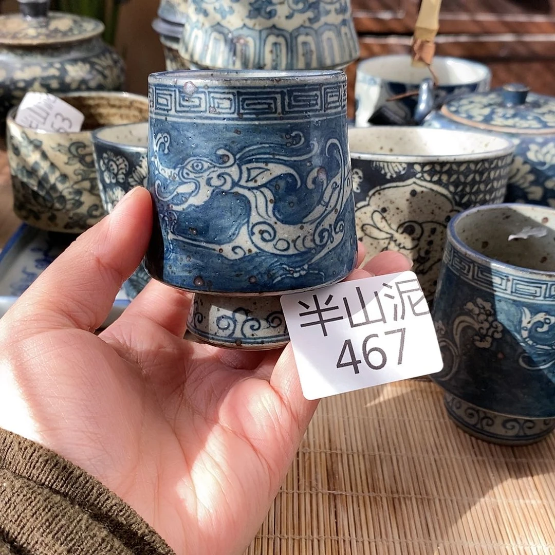 手工手绘青花陶瓷