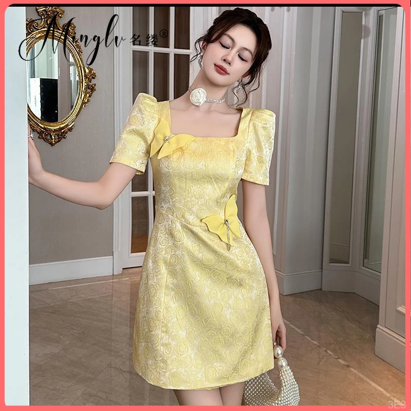 巨好看小个子连衣裙女收腰显瘦方领泡泡袖夏装2025短裙子紫色提花