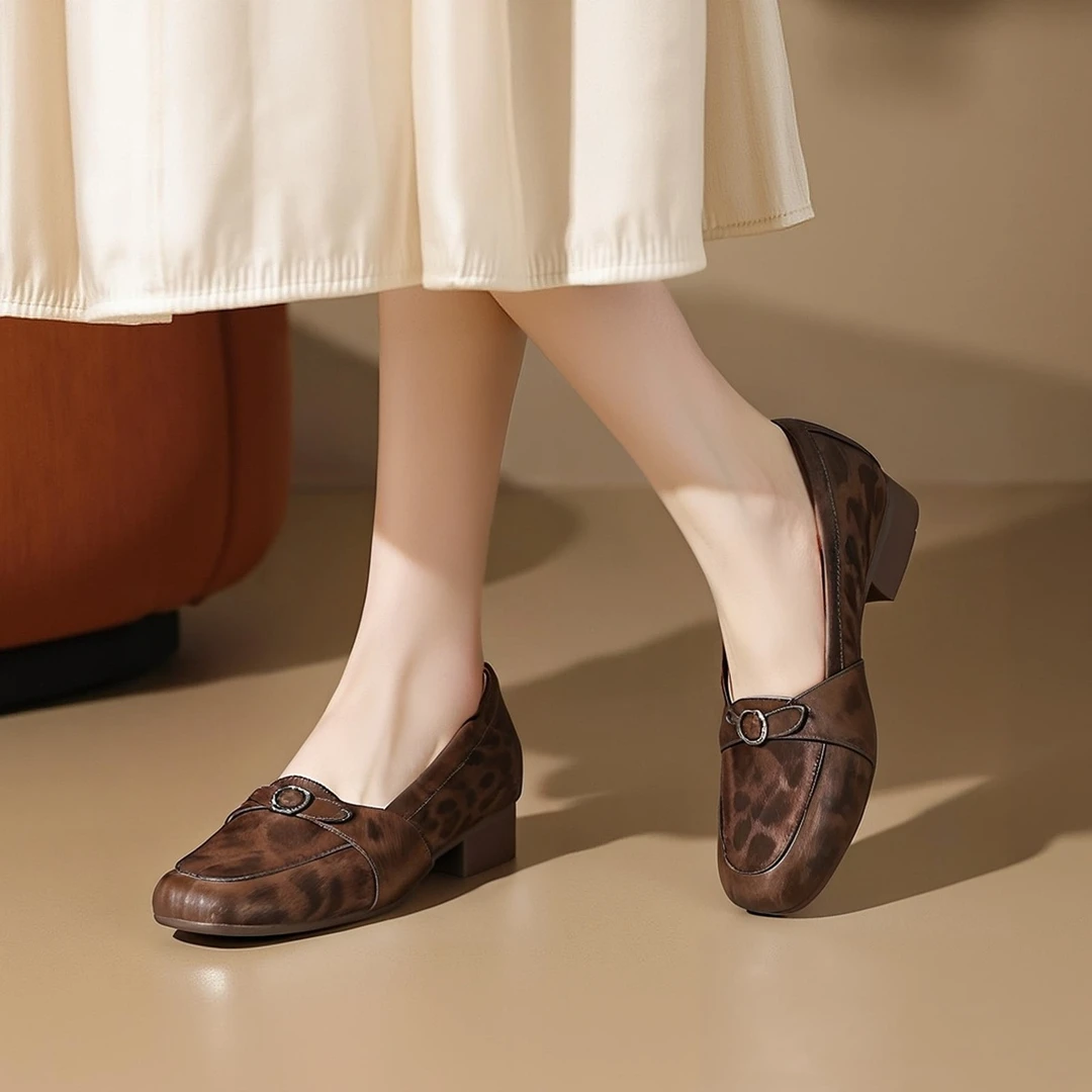 百搭小众单鞋2025年新款时尚豹纹软底单鞋复古低跟乐福鞋409