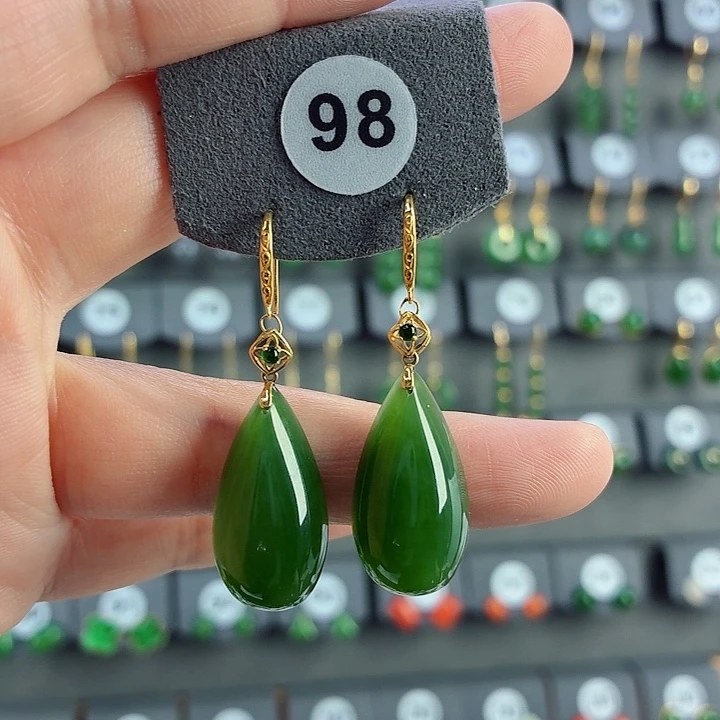 和田玉18K金镶嵌耳饰